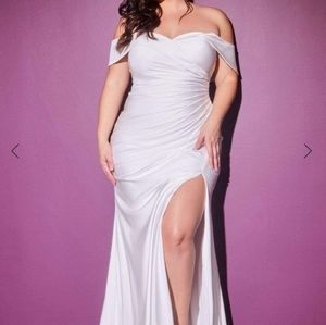 Cinderella Divine off white wedding dress